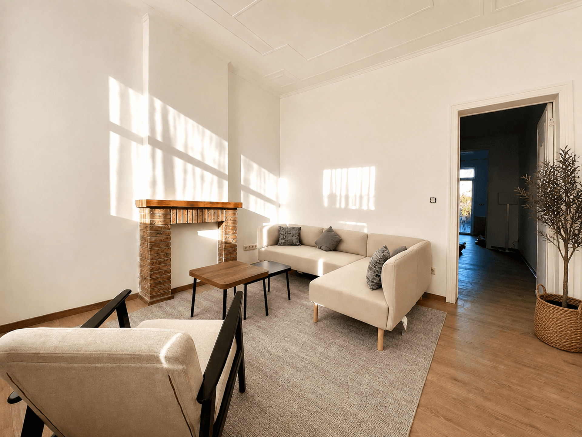 House RENTAL à CHARLEROI