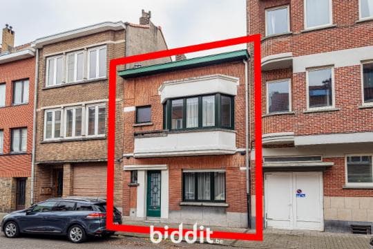 House SALE à Schaerbeek